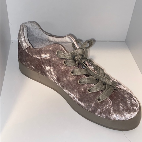 🌸NWOB RAG & BONE RB1 low top grey velvet sneakers - Picture 11 of 16